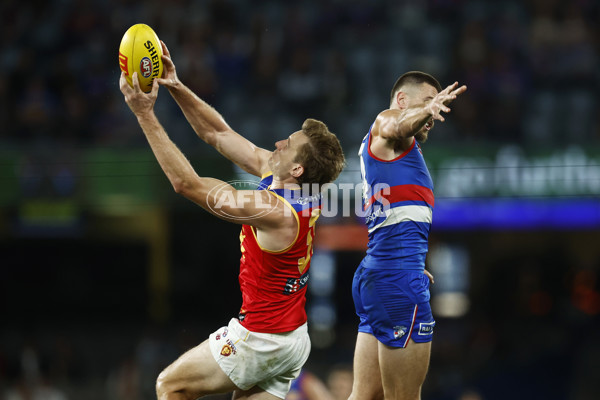 AFL Rd 3 - Western Bulldogs v Brisbane - A-1037192