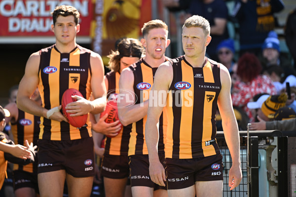 AFL Rd 3 - Hawthorn v North Melbourne - A-1043129