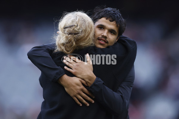 AFL Rd 3 - St Kilda v Essendon - A-1047260