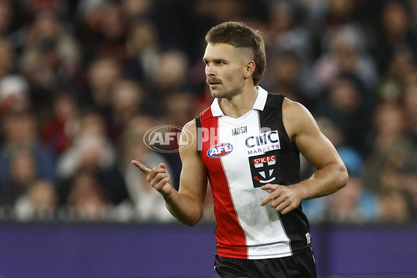 AFL Rd 3 - St Kilda v Essendon - A-1051196