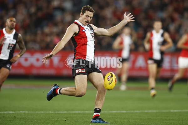 AFL Rd 3 - St Kilda v Essendon - A-1053883