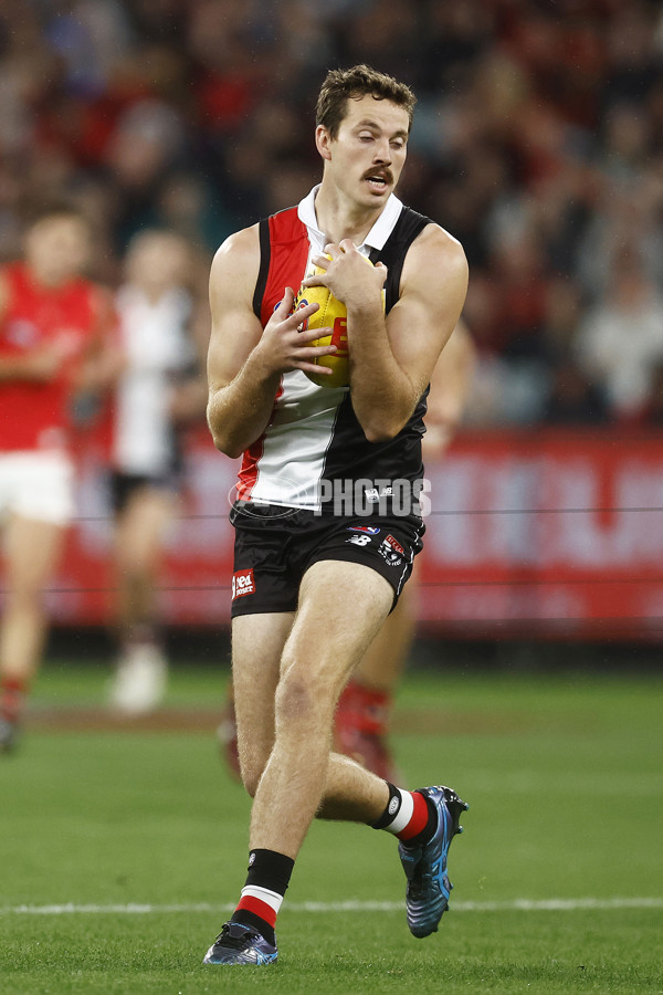 AFL Rd 3 - St Kilda v Essendon - A-1053886