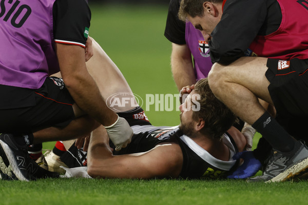 AFL Rd 3 - St Kilda v Essendon - A-1059862