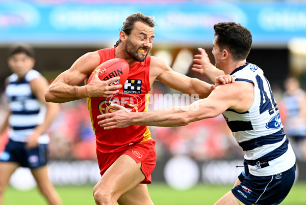 AFL Rd 3 - Gold Coast v Geelong - A-1067966