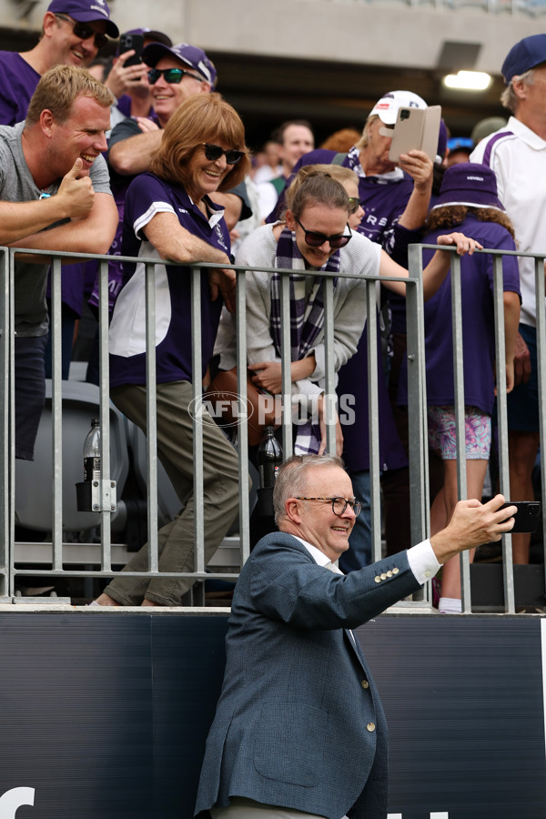 AFL Rd 3 - Fremantle v West Coast - A-1083914