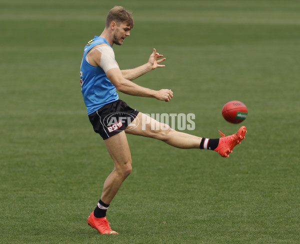 St Kilda Saints Media Opportunity & Training Session - A-1092695