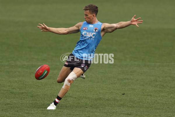 St Kilda Saints Media Opportunity & Training Session - A-1092698