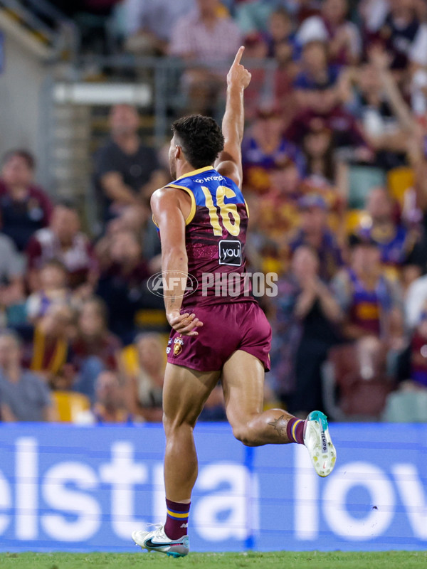 AFL Rd 4 - Brisbane v Collingwood - A-1095608