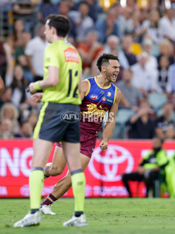 AFL Rd 4 - Brisbane v Collingwood - A-1096969