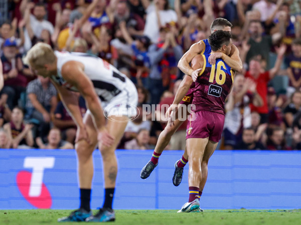 AFL Rd 4 - Brisbane v Collingwood - A-1096982