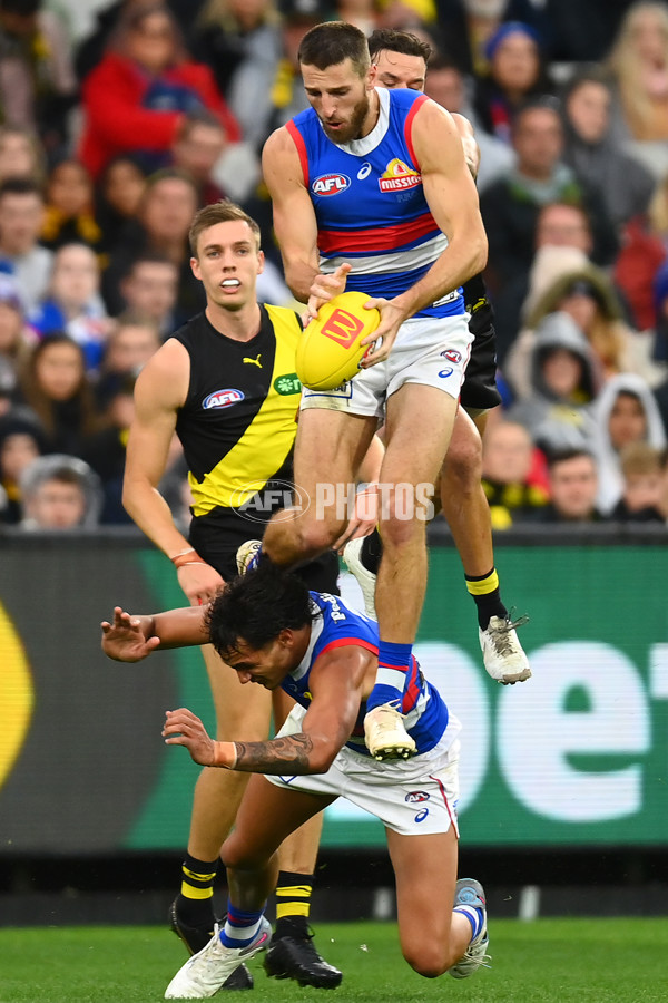 AFL Rd 4 - Richmond v Western Bulldogs - A-1122717