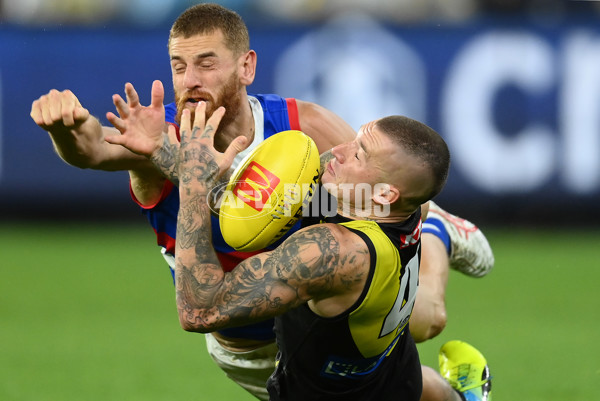 AFL Rd 4 - Richmond v Western Bulldogs - A-1125343