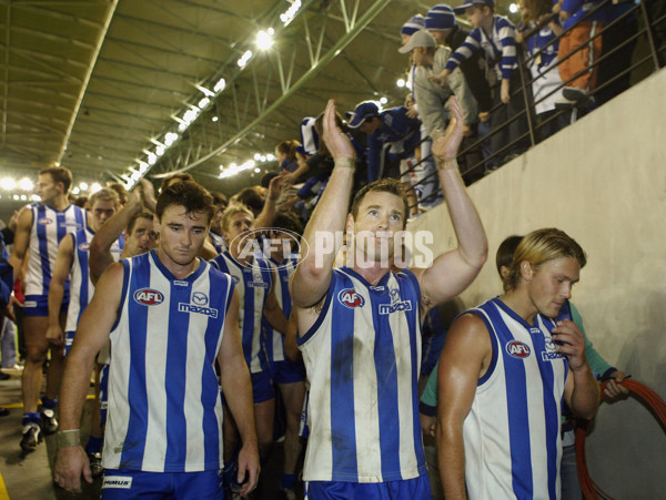 AFL 2004 Rd 8 - Kangaroos v Port Adelaide - 172145