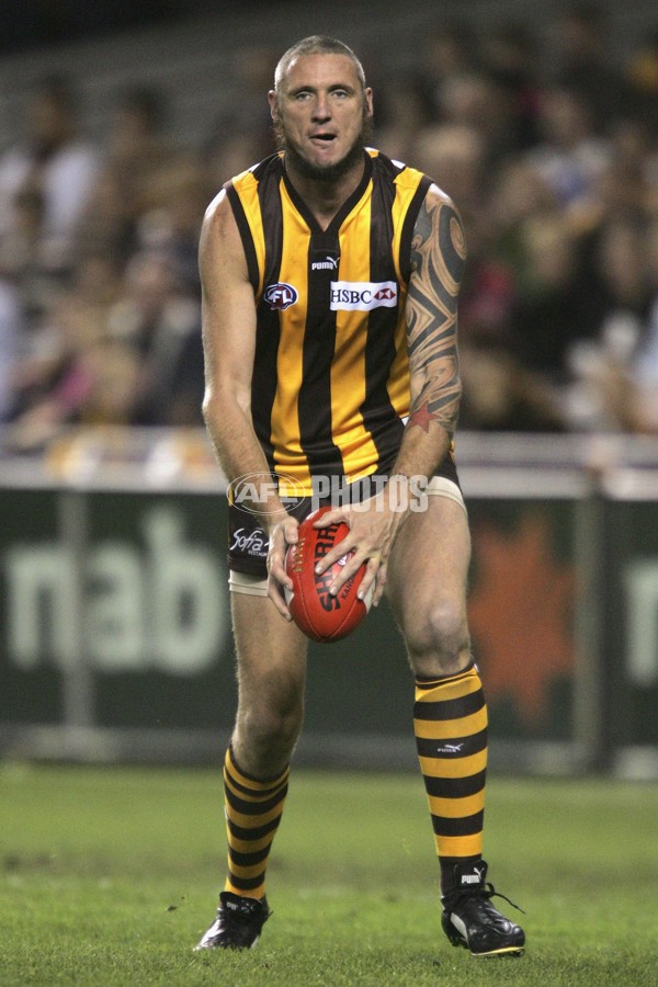 AFL 2006 Rd 2 - Hawthorn v Collingwood - 189653