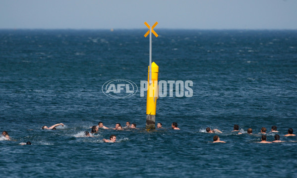 AFL 2011 Recovery - Collingwood 190911 - 243590