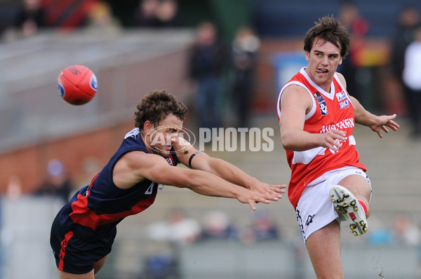 VFL 2012 Rd 01 - Coburg Tigers v Northen Blues - 250812