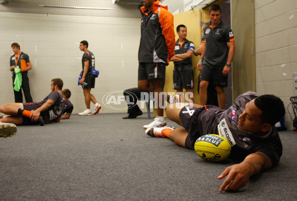 AFL 2012 Rd 01 - GWS Giants v Sydney - 250924