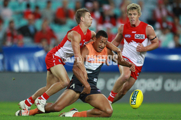 AFL 2012 Rd 01 - GWS Giants v Sydney - 250949