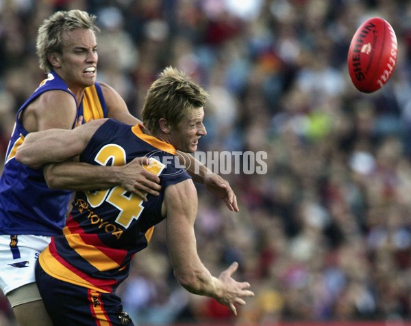 AFL 2006 Rd 2 - Adelaide Crows v West Coast Eagles - 31338