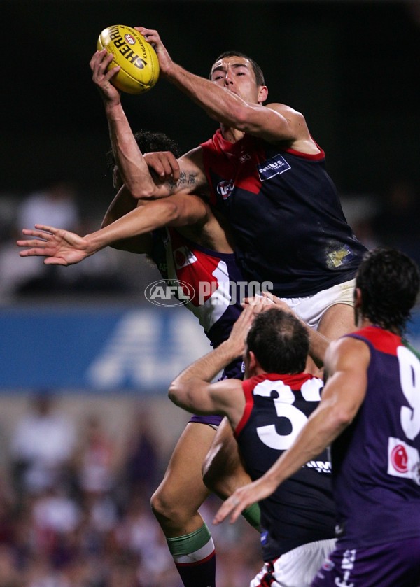 AFL 2006 2nd Semi-Final - Fremantle v Melbourne - 40316