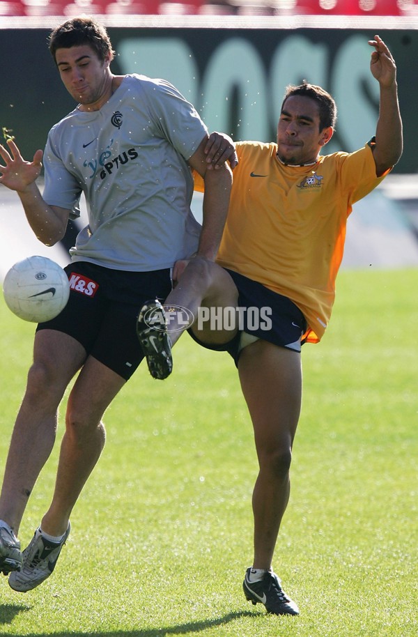 AFL 2006 Media - 2006 Carlton Train In Socceroos Jerseys - 46650