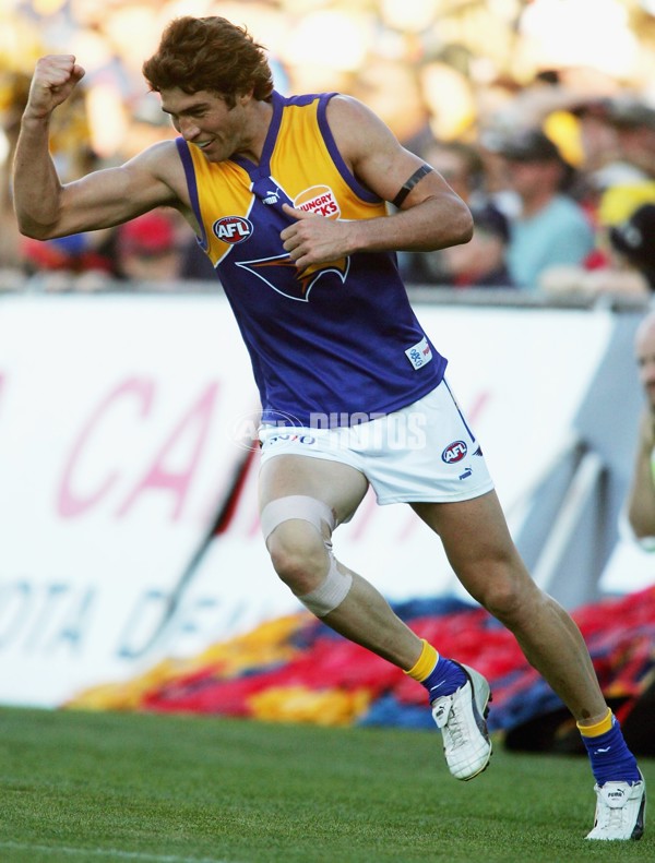 AFL 2006 Rd 2 - Adelaide Crows v West Coast Eagles - 43838