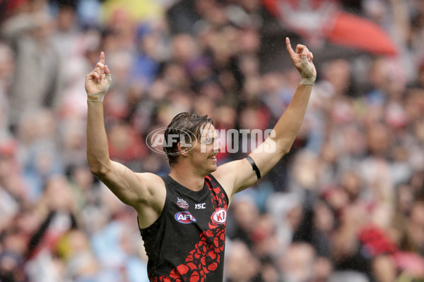 AFL 2017 Round 05 - Essendon v Collingwood - 505324