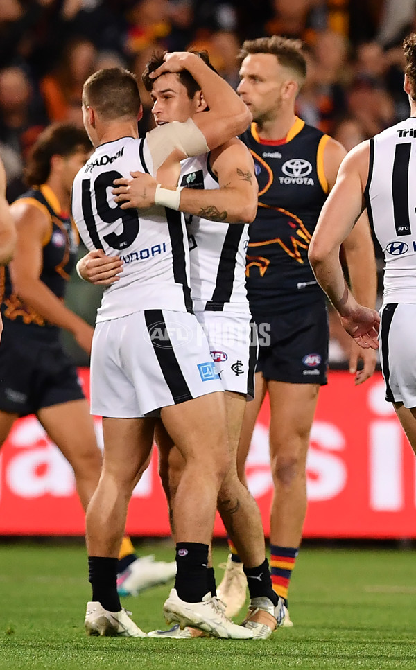 AFL Rd 5 - Adelaide v Carlton - A-1174301