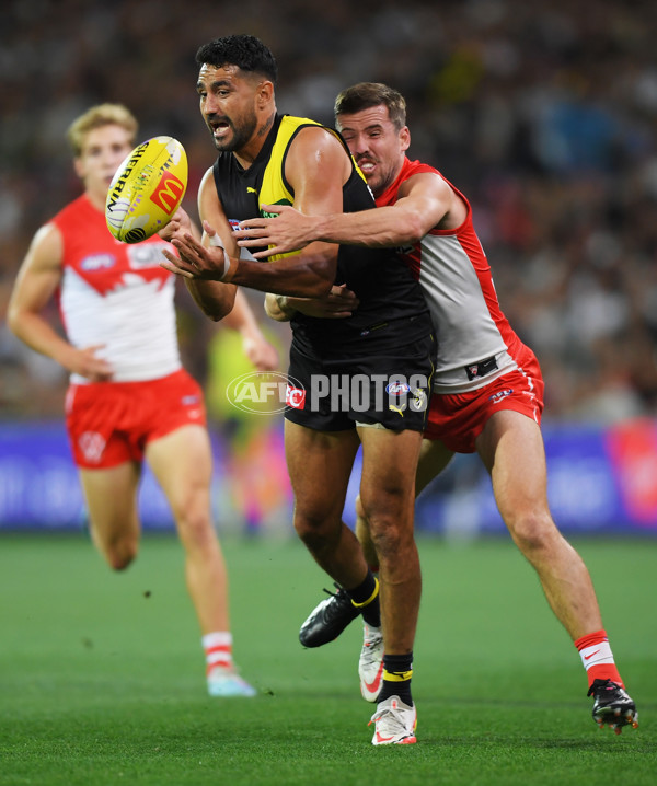 AFL Rd 5 - Sydney v Richmond - A-1195255