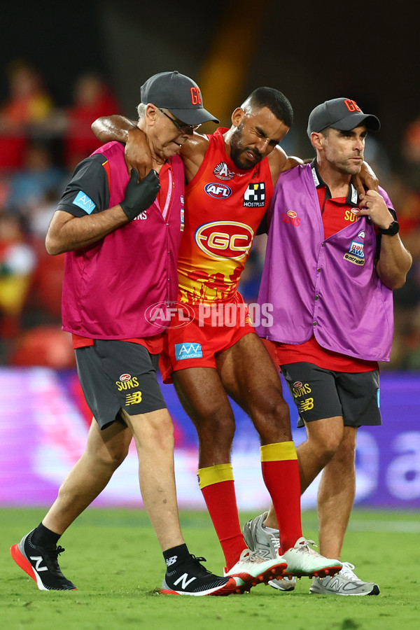 AFL Rd 6 - Gold Coast v North Melbourne - A-1302627