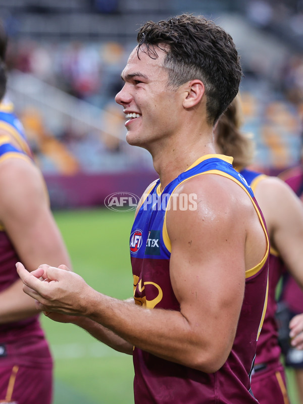 AFL Rd 6 - Gold Coast v North Melbourne - A-1347892