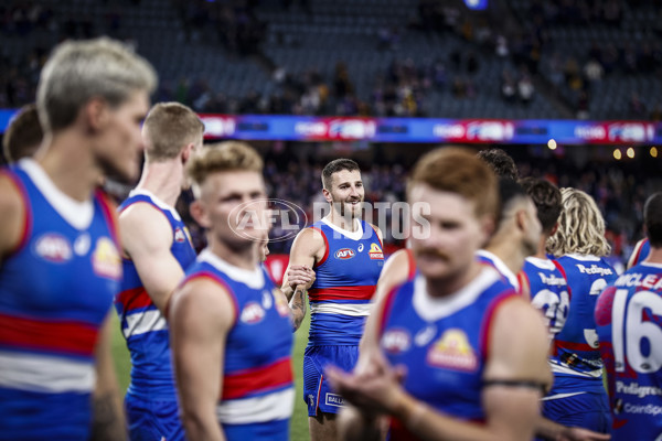 AFL Rd 7 - Western Bulldogs v Hawthorn - A-1357114