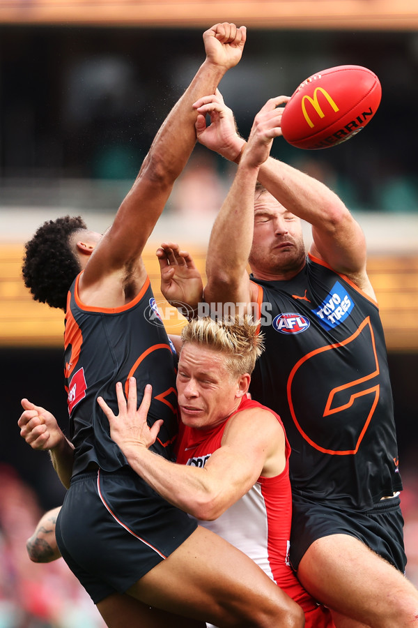 AFL Rd 7 - Sydney v GWS - A-1363838