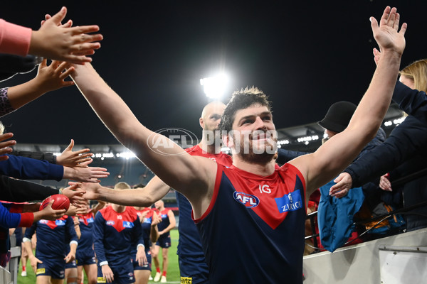 AFL Rd 7 - Melbourne v North Melbourne - A-1368748