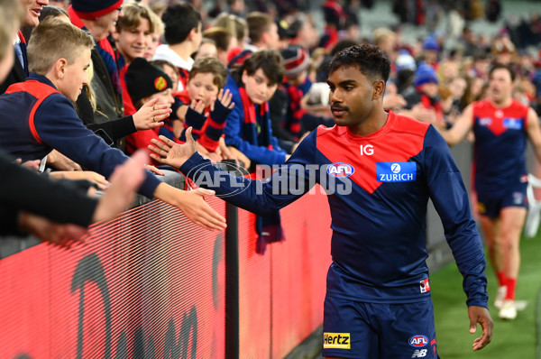 AFL Rd 7 - Melbourne v North Melbourne - A-1370003