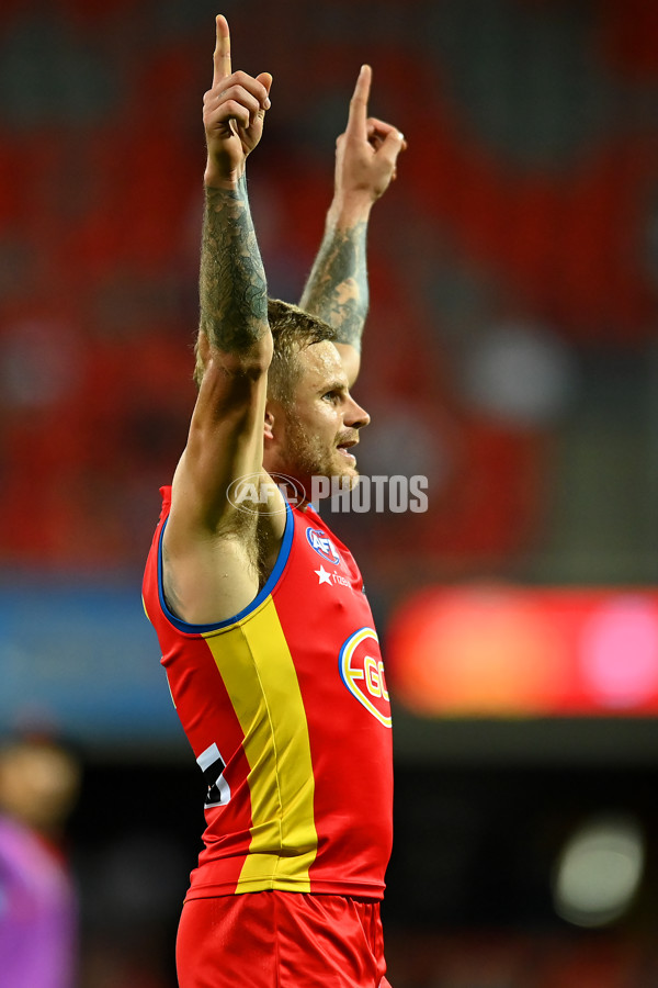 AFL Rd 8 - Gold Coast v Melbourne - A-1422831