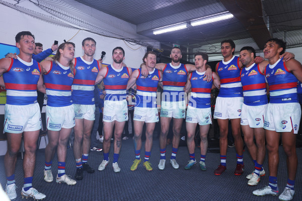 AFL Rd 8 - GWS v Western Bulldogs - A-1436587