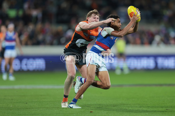 AFL Rd 8 - GWS v Western Bulldogs - A-1437887