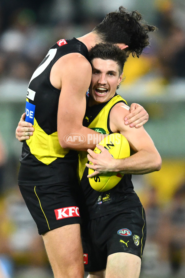 AFL Rd 9 - Richmond v Geelong - A-1481640