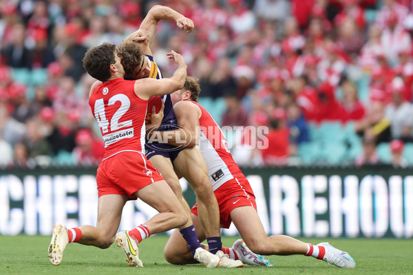 AFL Rd 9 - Sydney v Fremantle - A-1499061