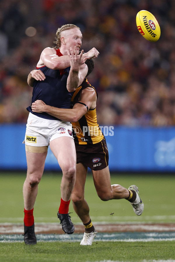 AFL Rd 9 - Hawthorn v Melbourne - A-1504945