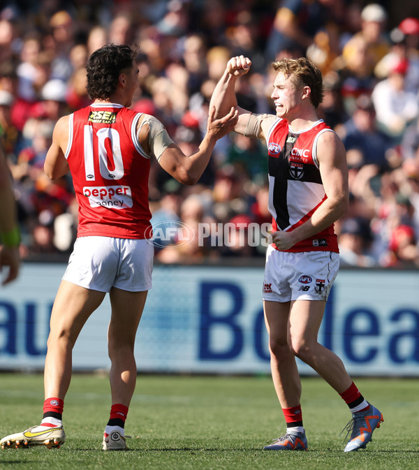 AFL Rd 9 - Adelaide v St Kilda - A-1525412