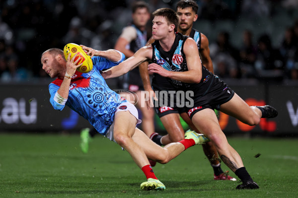 AFL 2023 Round 10 - Yartapuulti v Narrm - A-1554726