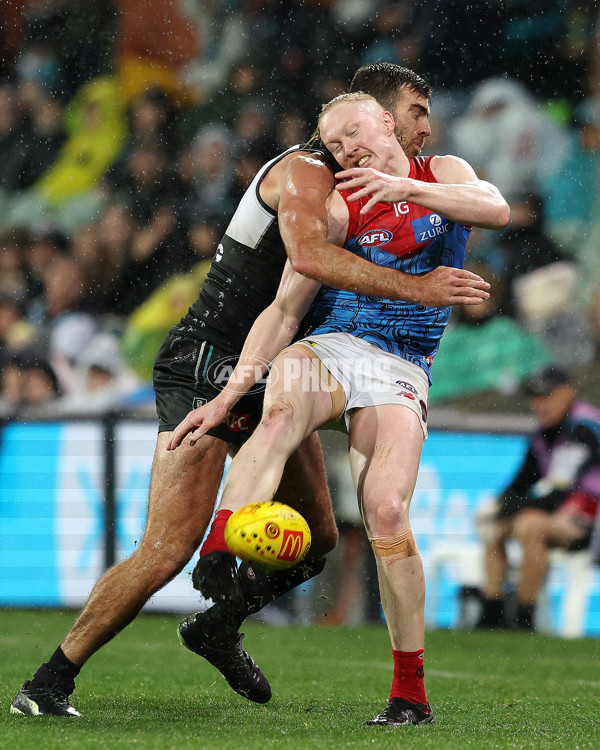 AFL 2023 Round 10 - Yartapuulti v Narrm - A-1558071