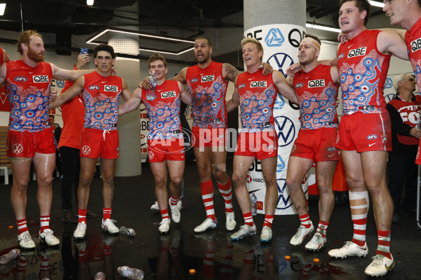 AFL 2023 Round 10 - North Melbourne v Sydney - A-1575688