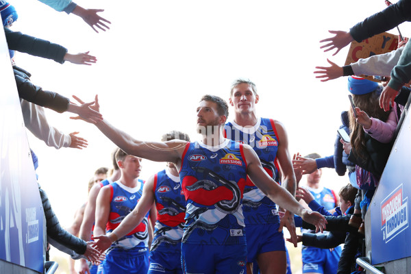 AFL 2023 Round 10 - Western Bulldogs v Adelaide - A-1579208