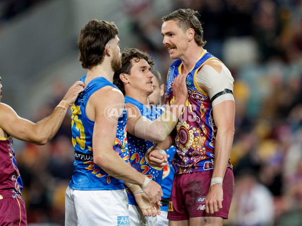 AFL 2023 Round 10 - Brisbane v Gold Coast - A-1599772