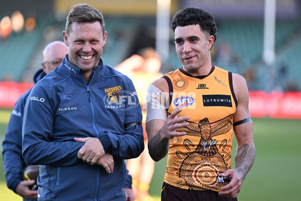 AFL 2023 Round 10 - Hawthorn v West Coast - A-1610199