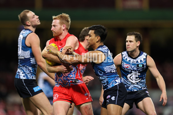 AFL 2023 Round 11 - Sydney v Carlton - A-1646190