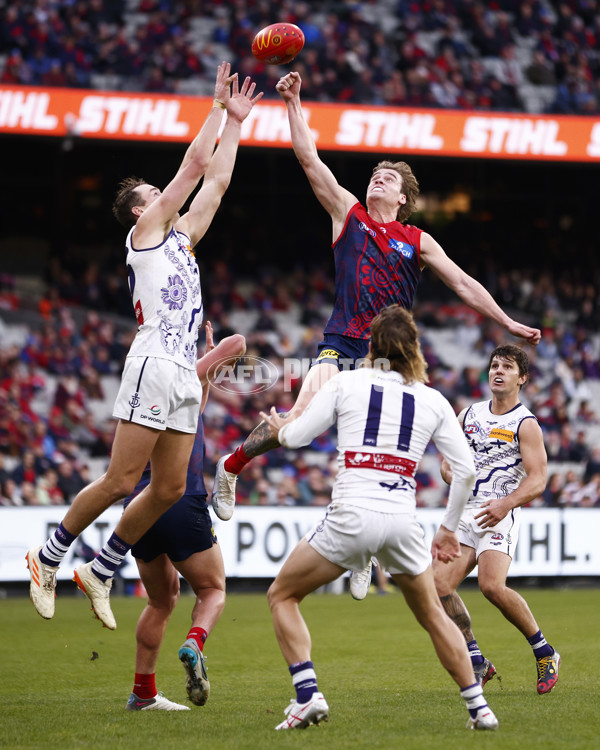 AFL 2023 Round 11 - Narrm v Walyalup - A-1662467